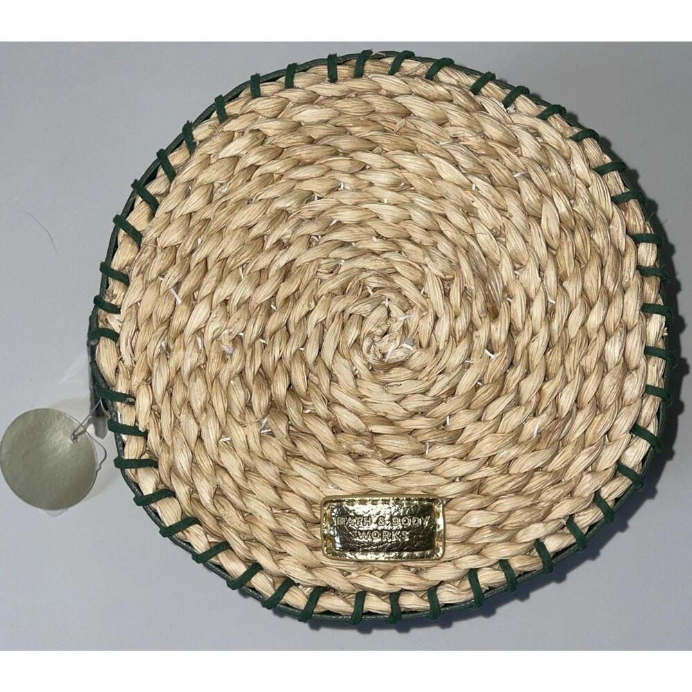 Bath & Body Works Round Woven Cosmetics Bag Green With Detachable Strap NWT